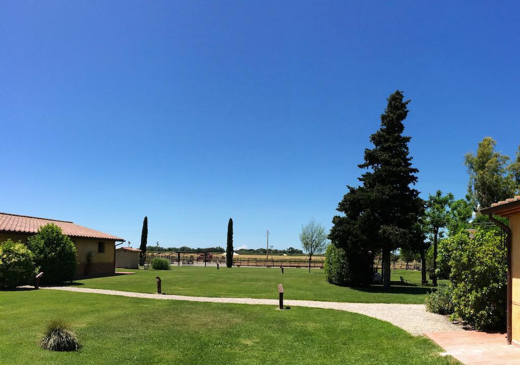 Agriturismo Giuncola & Granaiolo Rispescia Eksteriør billede